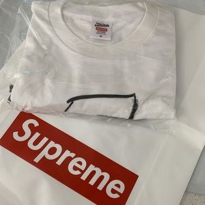 Supreme jean Paul t shirt SS19